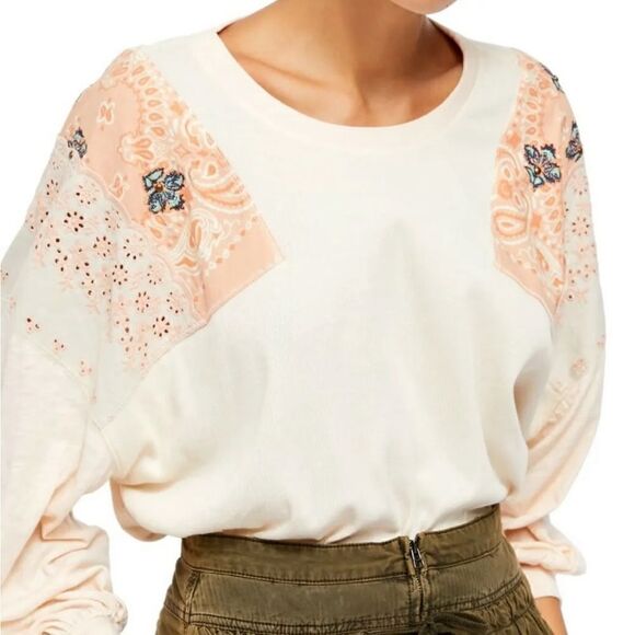 NWT MSRP $98 Free People Feelin It Embroidered Shirt Women's Size Medium - Picture 9 of 11